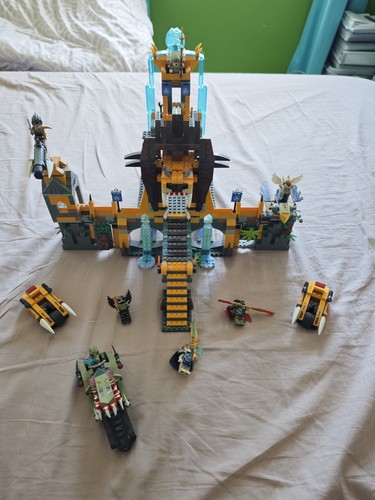Lego chima 70010 temple de - temple,