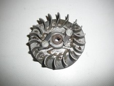 Dolmar 109 110 115 I PS-43 PS-52 540  Tronçonneuse Volant Magnétique 027 141 030