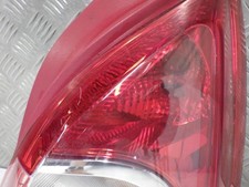 Feu arriere principal droit