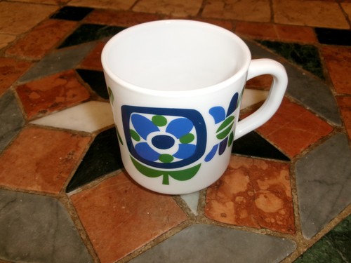 Mug ancien arcopal seventies - mug,