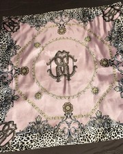 grand foulard toucher soyeux