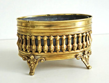 JARDINIERE en Laiton Repoussé Doré et Ajouré Epoque Napoléon III - XIXème Siècle