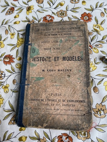 Ancien livre scolaire - ancien,