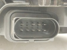 4B0941030 FEU DROIT / 201917