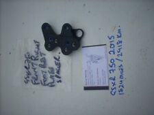 Suzuki GSXR 1000 11-15 L2-5 Platine pour repose pied droit, entretoise FOOT REST