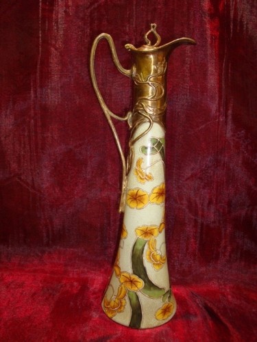Cruche pichet fleur - iris, style