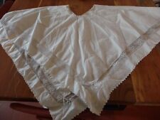 Linge ancien Cache epaules coton blanc avec dentelles