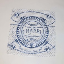 Foulard carré en soie