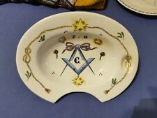 Plat à barbe maçonnique XVIII faience Polonaise de Meissen signée ( Original) 