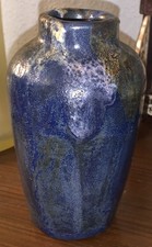 vase bleu en grès St Amand en