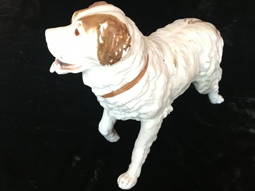 Superbe sujet ancien - chien, en