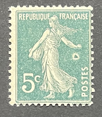 Timbre variété 137n - **, 5c
