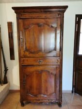 HOMME DEBOUT MEUBLE 18EME 