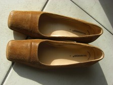 chaussures Salamander cuir état neuf p38,5/39