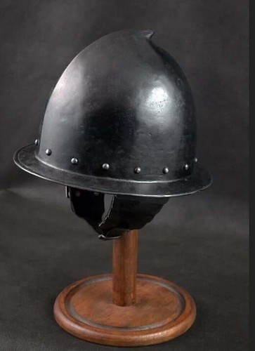 Casque morion espagnol - , en