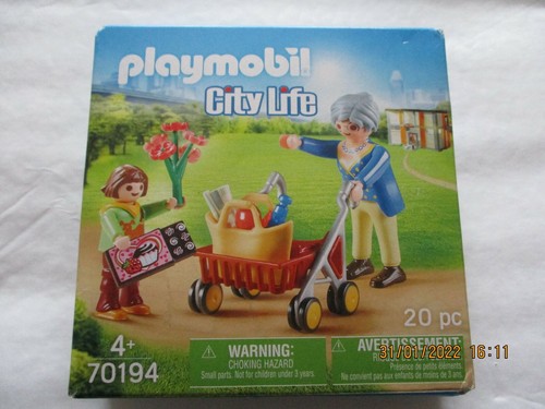 Playmobil city life - city,