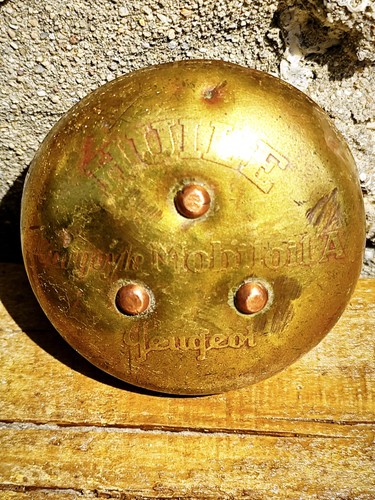 Bouchon moteur ancien - bouchon,