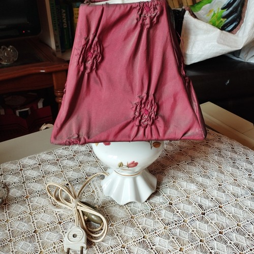 Lampe avec pied porcelaine - lampe,