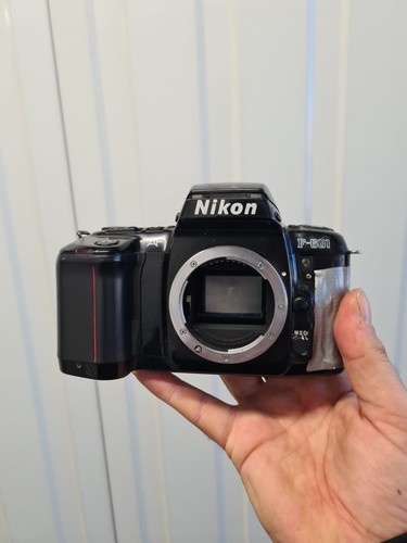 Nikon 601 35mm - film, slr