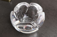 Coupelle vide poche cendrier cristal signé Daum forme de fleur