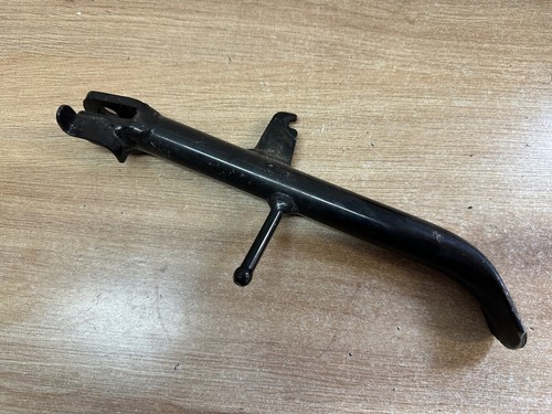 Une bequille laterale moto - bequille,