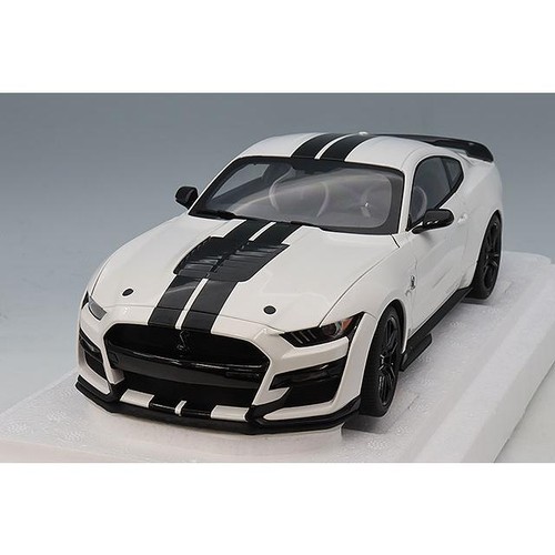 Autoart composite ford mustang - autoart,