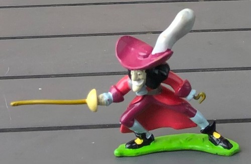 Figurine capitaine crochet - capitaine,