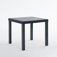 Table de jardin carrée jambes