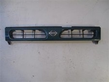 CALANDRE Nissan Terrano II