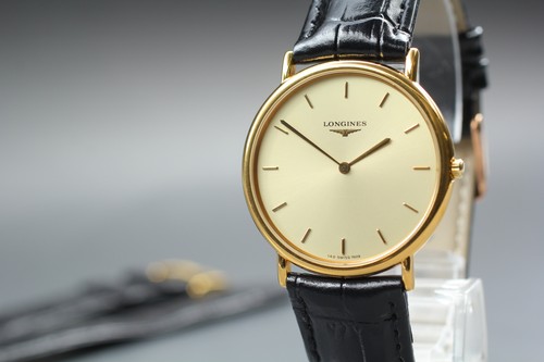Presque comme neuve montre - [presque,