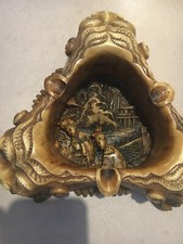 Grand cendrier trépied en résine de chien dragon