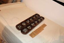 JEU DE SOCIETÉ AFRICAIN AWALÉ SCULPTÉ A LA MAIN 50 GRAINES DE FAMILLE MANCALA