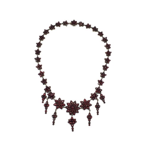 Collier ancien grenat - cm,