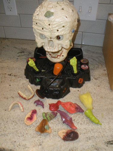 Vintage 1990 hasbro monster - vintage,