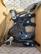 Platine Repose Pied  CBR 600 F CBR F4i Pc35 1999/2005 CBR Fs Commandes Reculées 