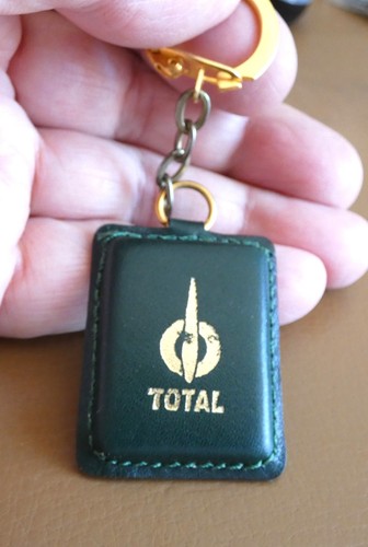 Ancien porte cle automobile - porte,