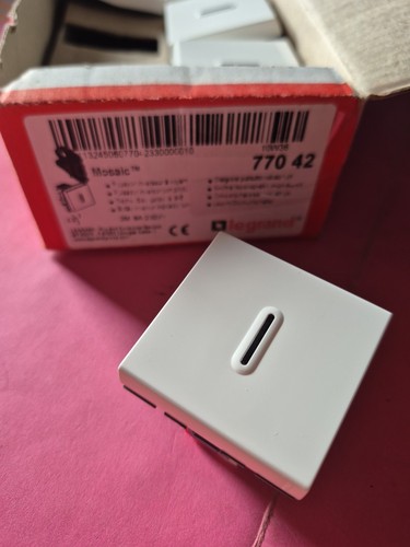 Legrand 77042 poussoir - legrand,