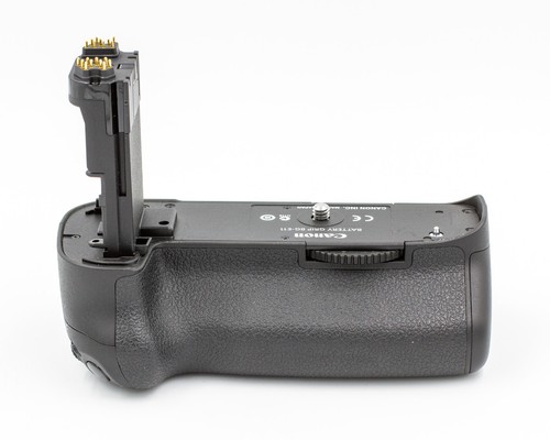 Canon e11 vertical battery - canon, bg-e11