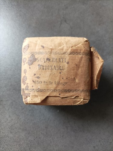 Paquet tabac gris - paquet,