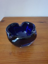 Beau cendrier vintage en verre