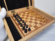 Jeu d'échecs en bois de
