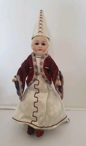 Rare mignonnette qui - ,