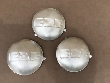 3 anciens enjoliveurs pour roues de poussettes / Landaus / 1940 / Accessoires