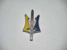 INSIGNE MÉTAL ET EMAIL DECAT