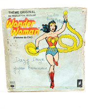 pochette du DISQUE VINTAGE 45 TOURS  wonder woman VINYLE chanson générique