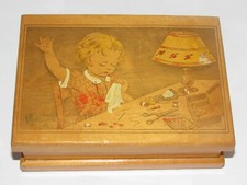 08J14 ANCIEN COFFRET BOITE A BIJOUX ENFANT BOIS PEINTURE FILLE POUPEE 1950 1960