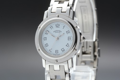Presque comme neuve montre - [presque, neuve]