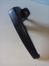 1 poignée de porte arrière