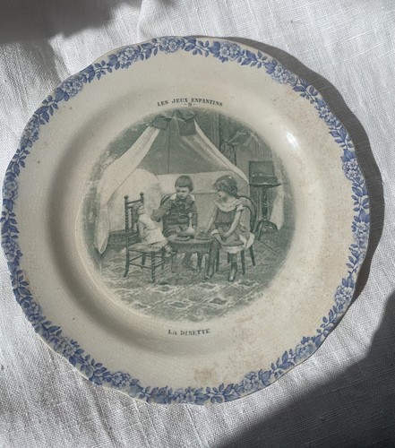 Belle assiette parlant terre