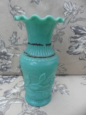 Vase en Opaline de Foire peinte Portieux Vallerysthal bon état 14,2cm de haut